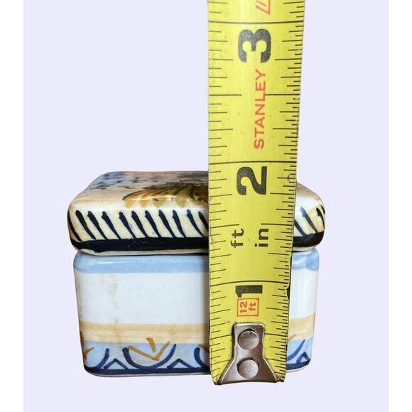 Square lidded trinket box Made in Italy for Vietri with a hand painted image an - Picture 7 of 9